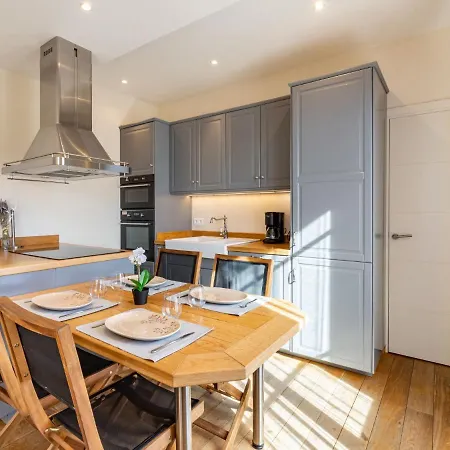 Les Sirenes By Interhome Appartement *